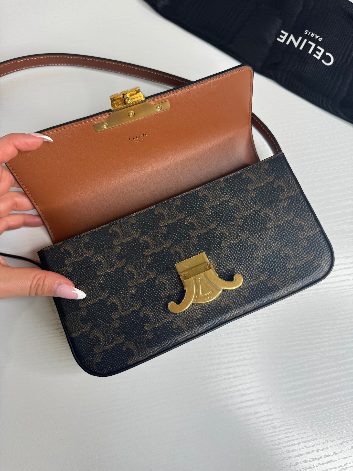 Celine Triomphe East West