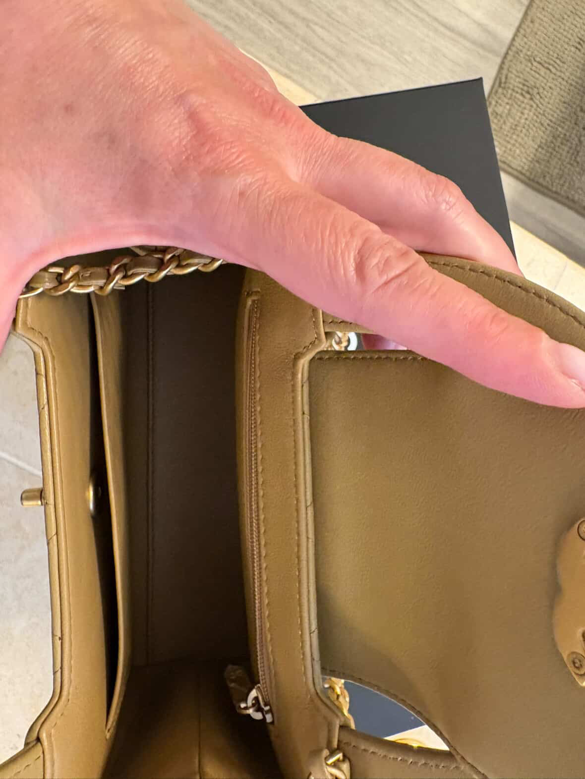 Chanel Kelly Beige GHW