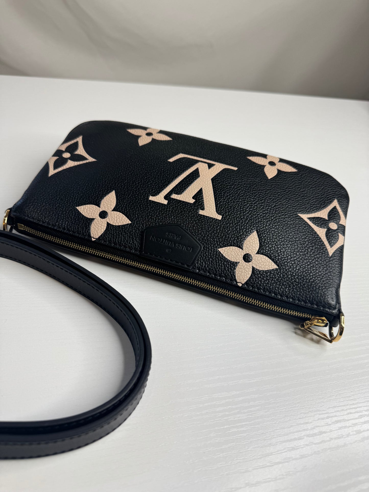 MPA Large Bicolor Pochette