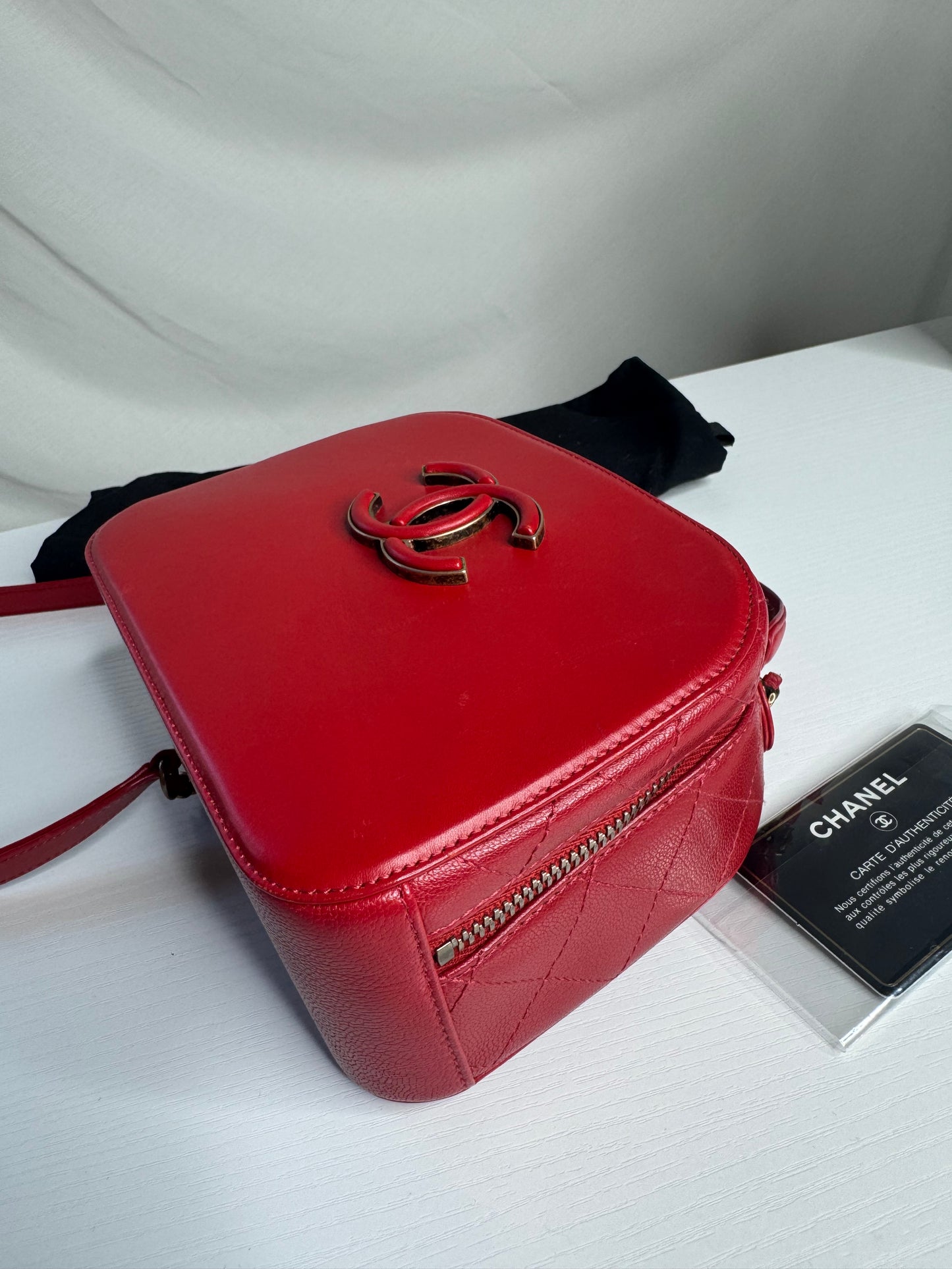 Chanel Coco Curve Vanity