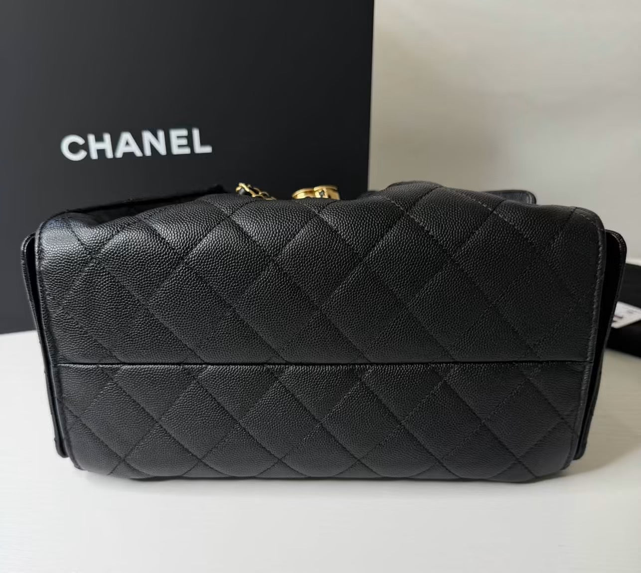 Chanel Caviar 25 Small