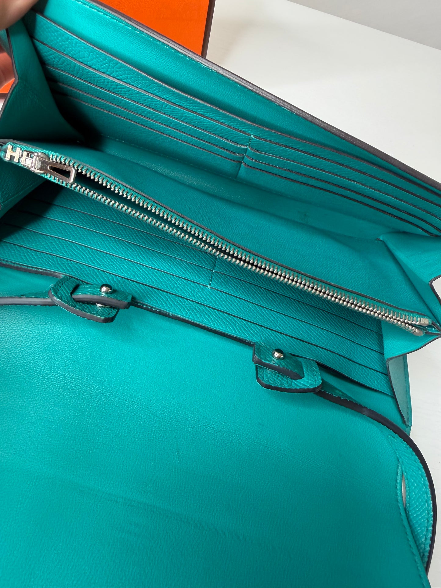 Hermes Constance to Go