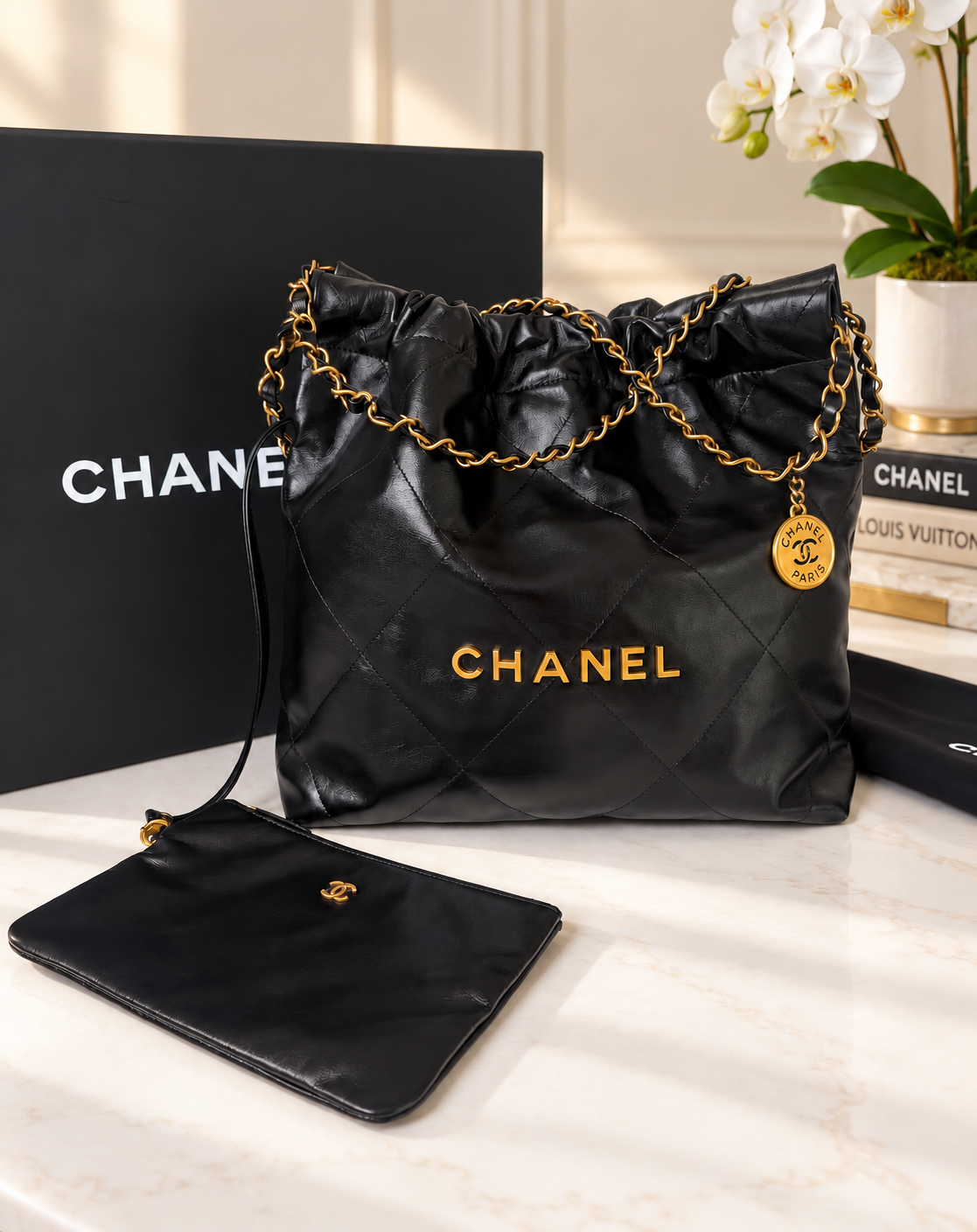 Chanel 22 Hobo Small