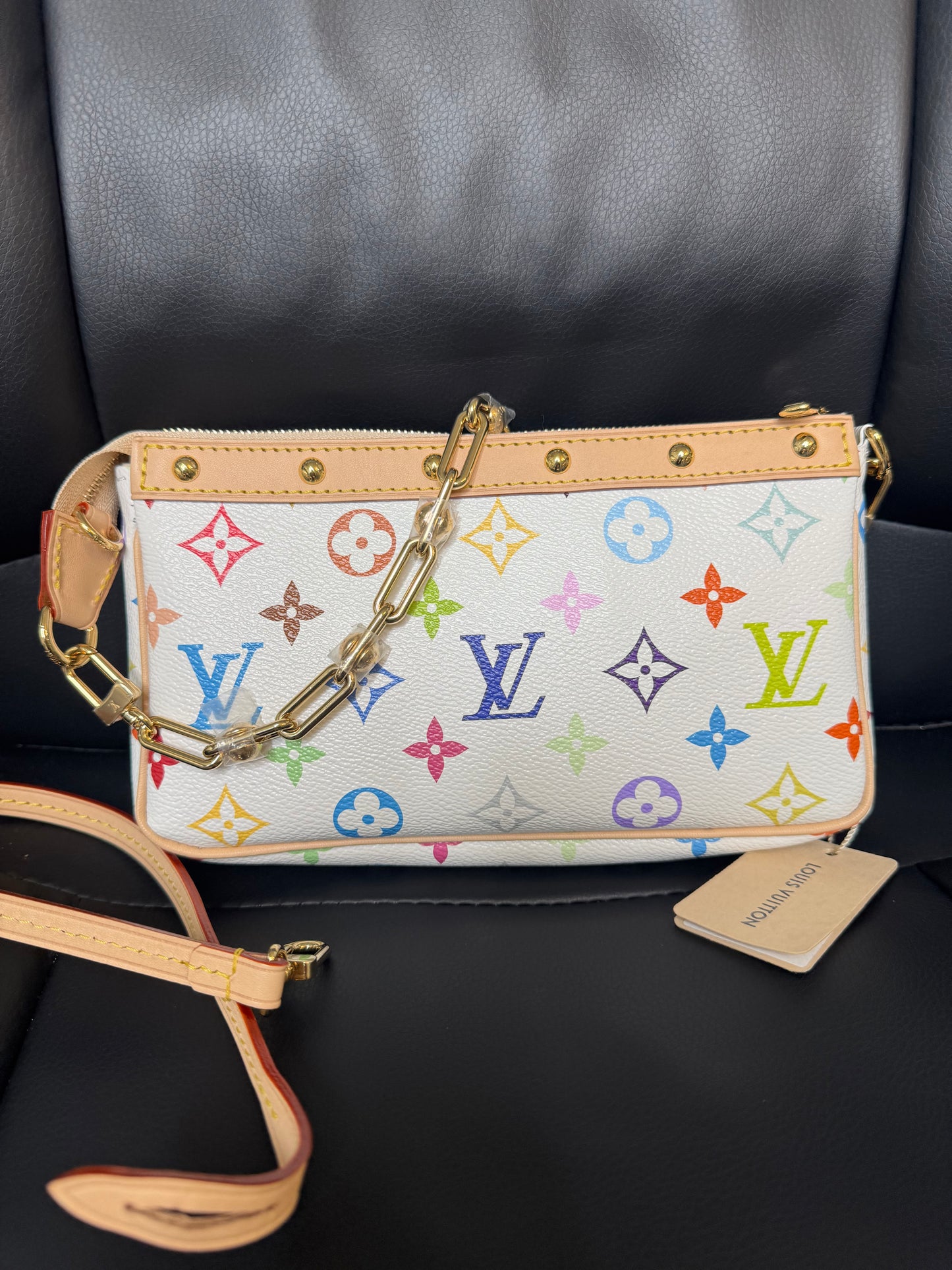 LV Murakami Pochette
