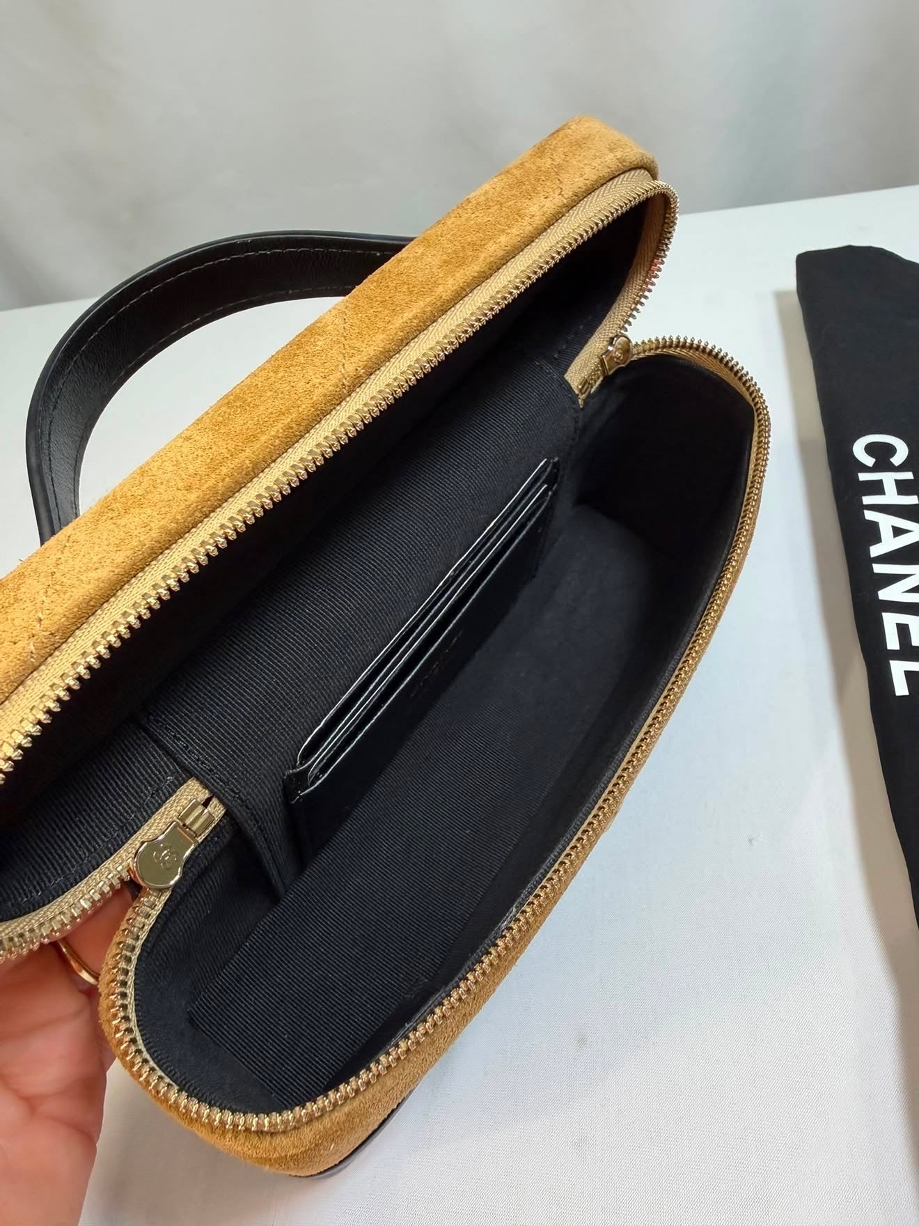 Chanel Suede Top Handle Slim Vanity Case With Chain Beige Black