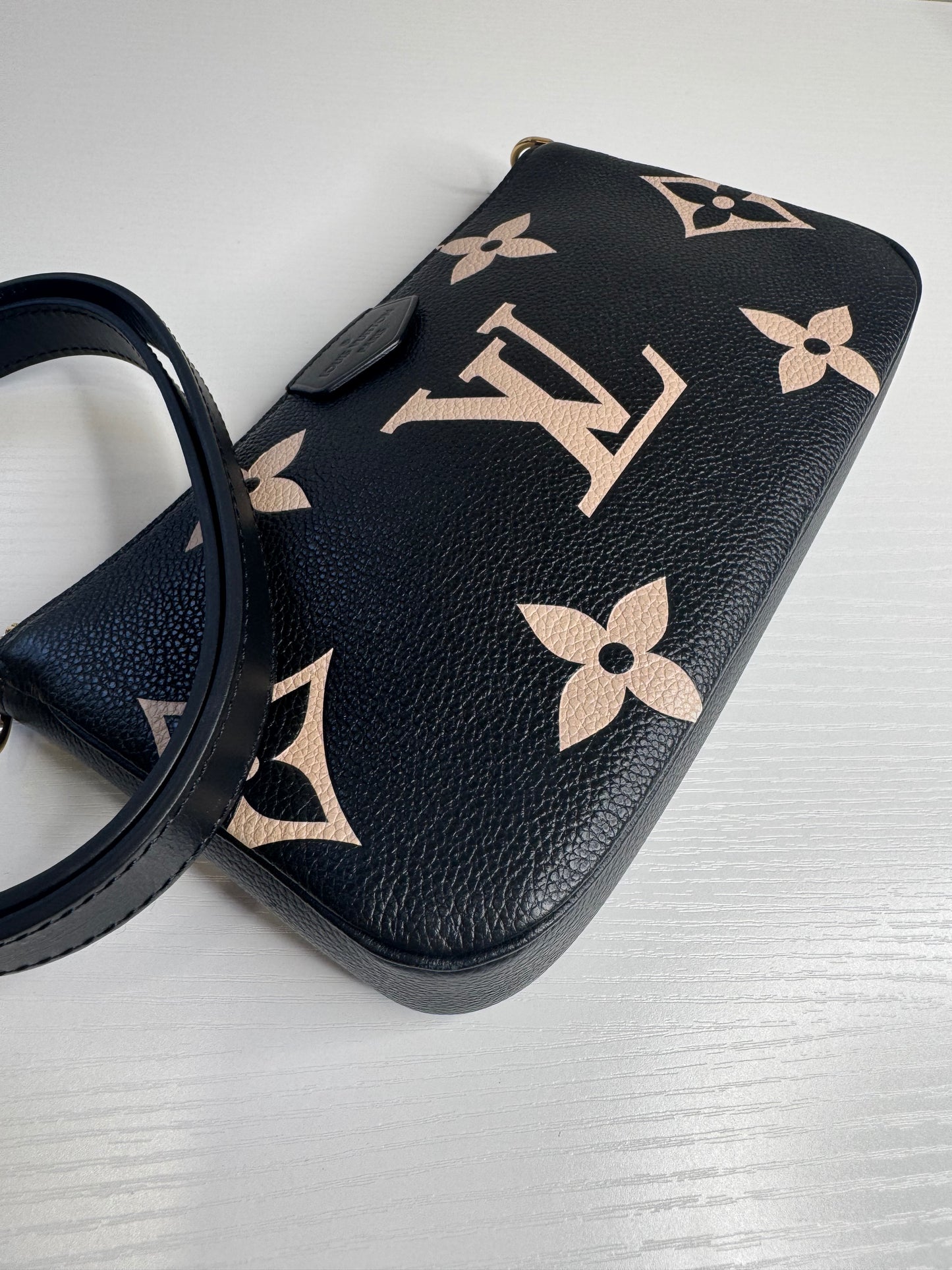 MPA Large Bicolor Pochette