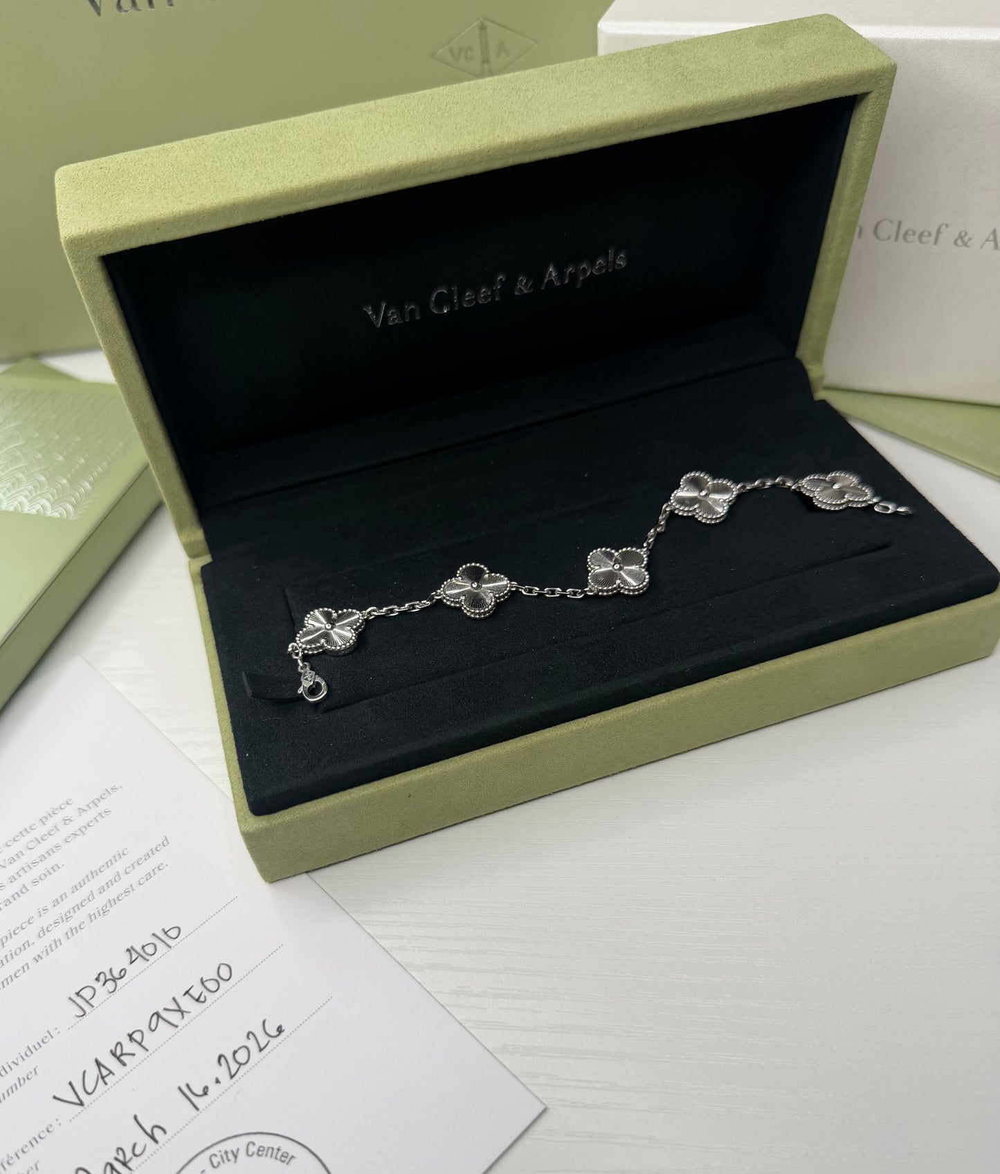VCA Guilloche White Gold