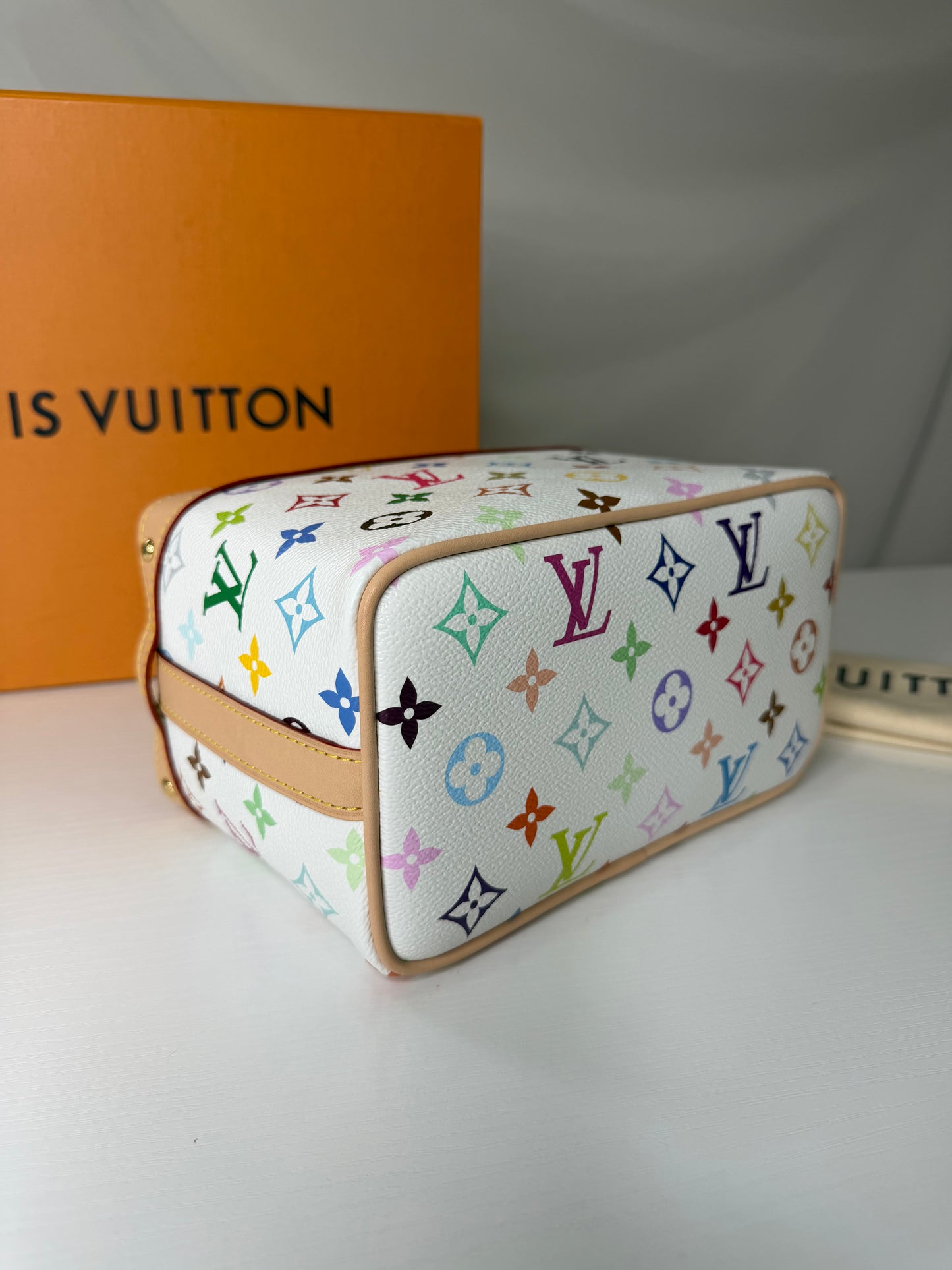 Murakami Cruiser Toiletry