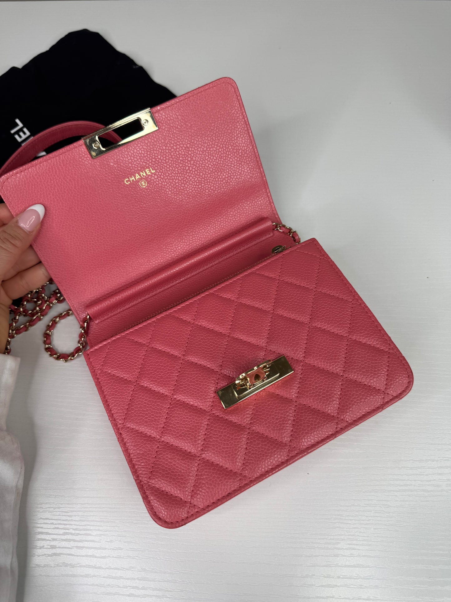 Chanel Caviar Golden Glass WOC GHW