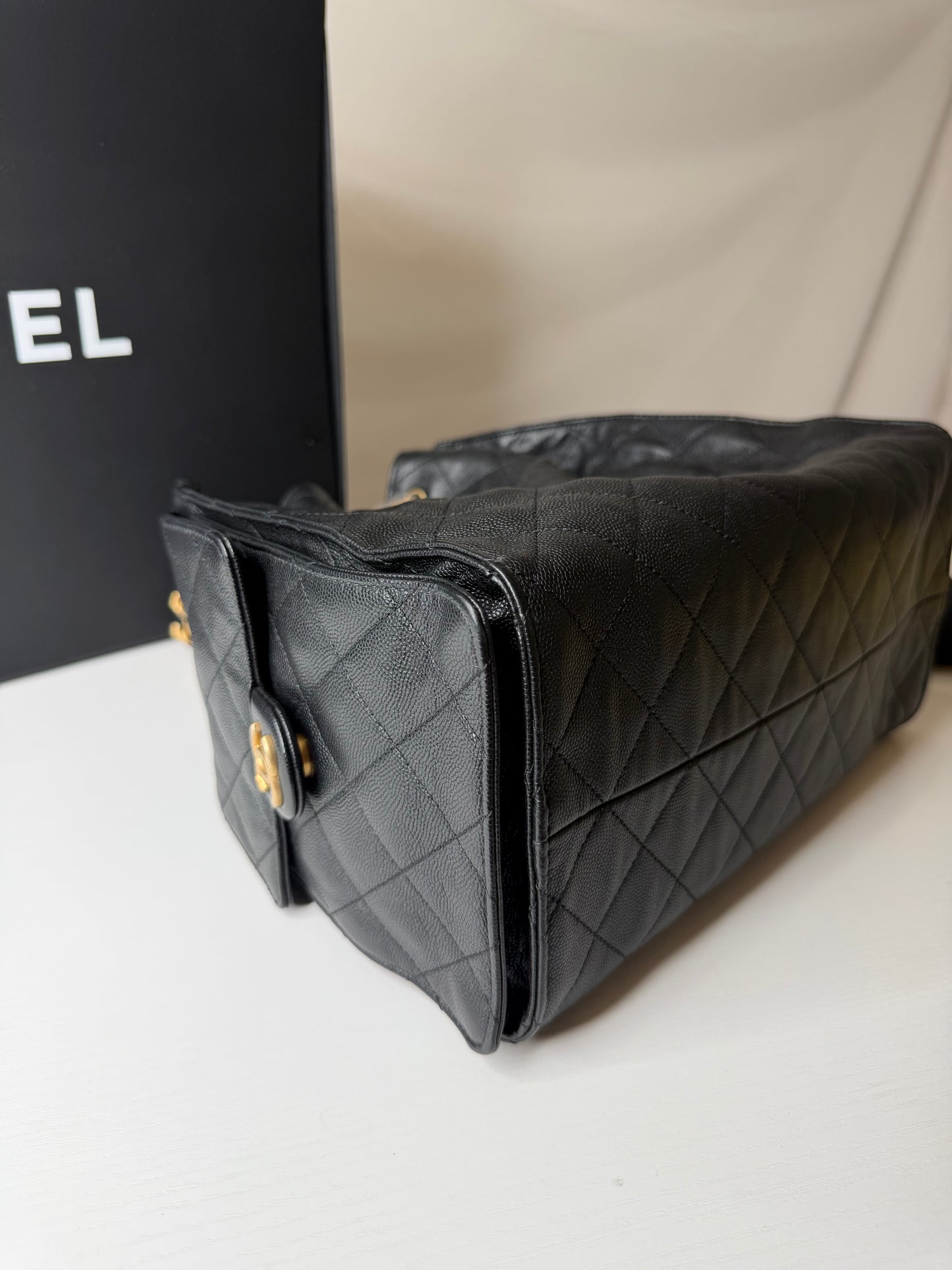 Chanel 25 Medium Black GHW