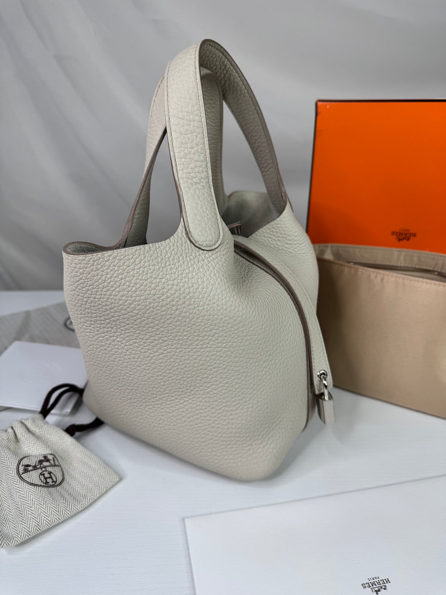 Hermes Picotin 18 Craie SHW