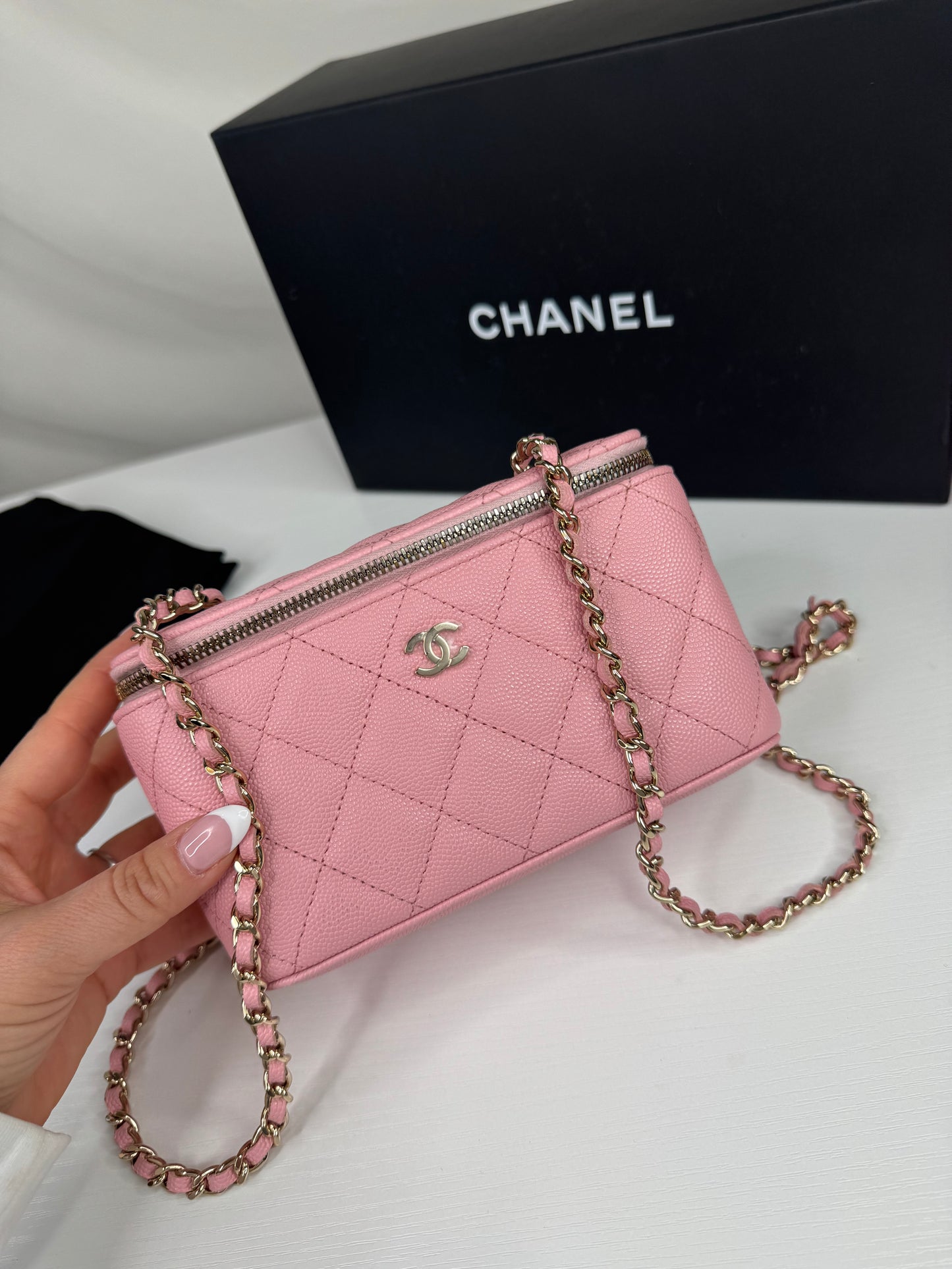 Chanel Caviar Vanity Pink GHW